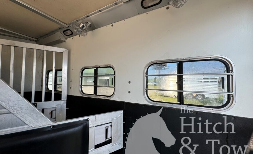 2004 HART 3 HORSE SLANT BUMPER PULL W/ DRESSING ROOM & RAMP TO DRESSING ROOM! $29,900