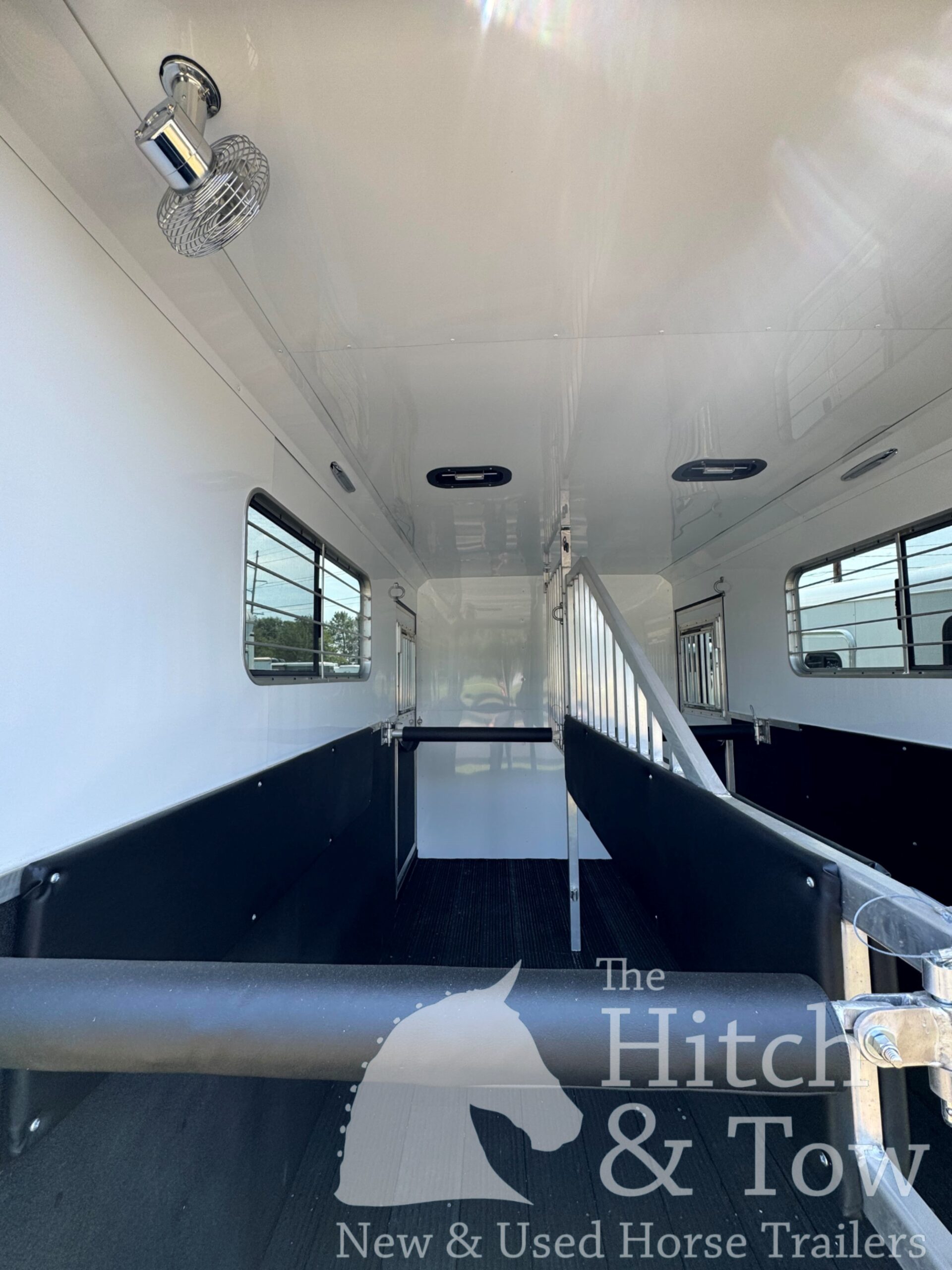 2025 KIEFERBUILT GENESIS 2 HORSE BUMPER PULL W/ DRESSING ROOM $27,000