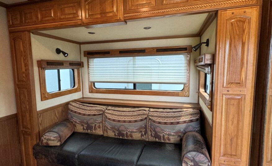 2007 SUNDOWNER SunLite 727 3 HORSE w/ 12′ LIVING QUARTERS $34,900