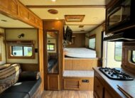 2007 SUNDOWNER SunLite 727 3 HORSE w/ 12′ LIVING QUARTERS $34,900