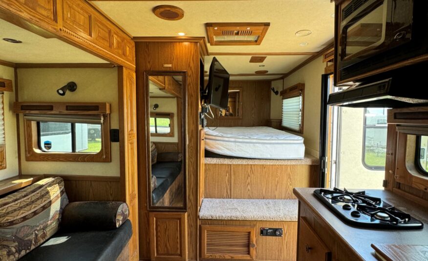 2007 SUNDOWNER SunLite 727 3 HORSE w/ 12′ LIVING QUARTERS $34,900