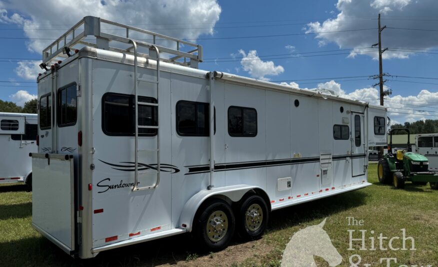 2007 SUNDOWNER SunLite 727 3 HORSE w/ 12′ LIVING QUARTERS $34,900