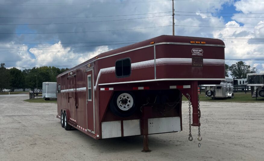 2011 S&S CARRIAGE TRAILER 2 HORSE STRAIGHT LOAD & UPGRADES $8,900