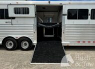 2015 4 STAR 6/8 HORSE HEAD TO HEAD W/ UPGRADES $82,900