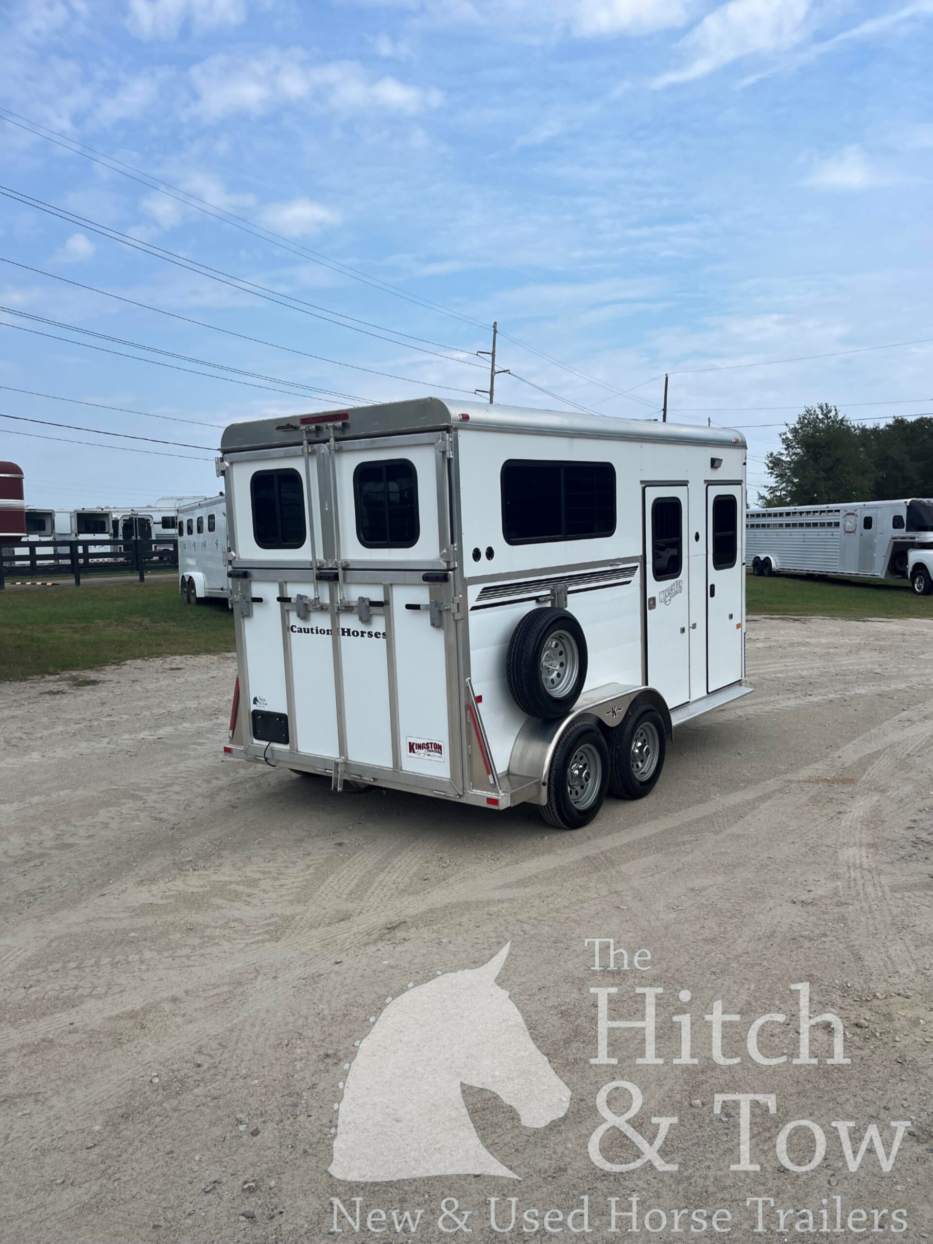 2023 KINGSTON TRAILERS CLASSIC ELITE W/ DRESSING ROOM! $24,900