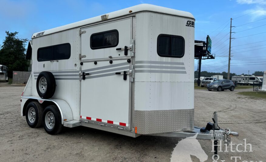 LIKE NEW 2022 GORE 2 HORSE WITH SIDE RAMP/ NO DRESSING ROOM!! $21,900