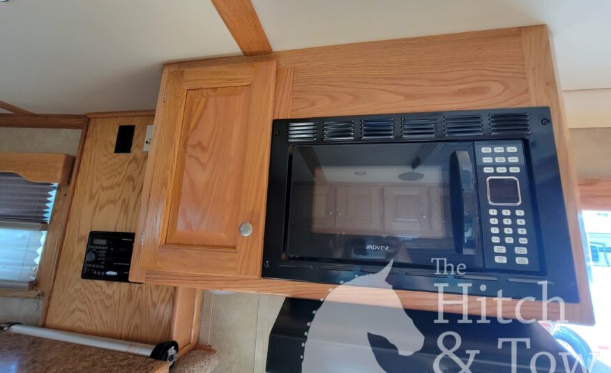 2014 4 STAR 3+1 W/ OPTION TO HAUL 5! 9′ LIVING QUARTERS W/ TONS OF UPGRADES!! $39,900