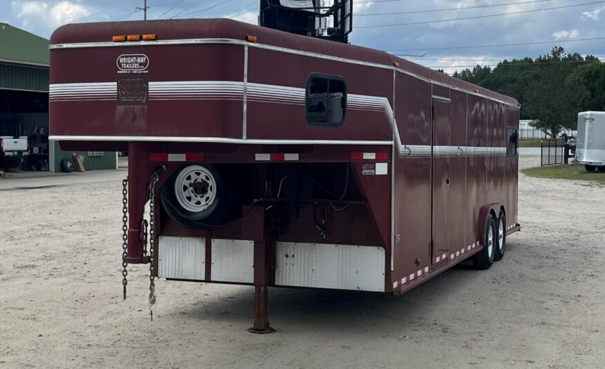 2011 S&S CARRIAGE TRAILER 2 HORSE STRAIGHT LOAD & UPGRADES $8,900