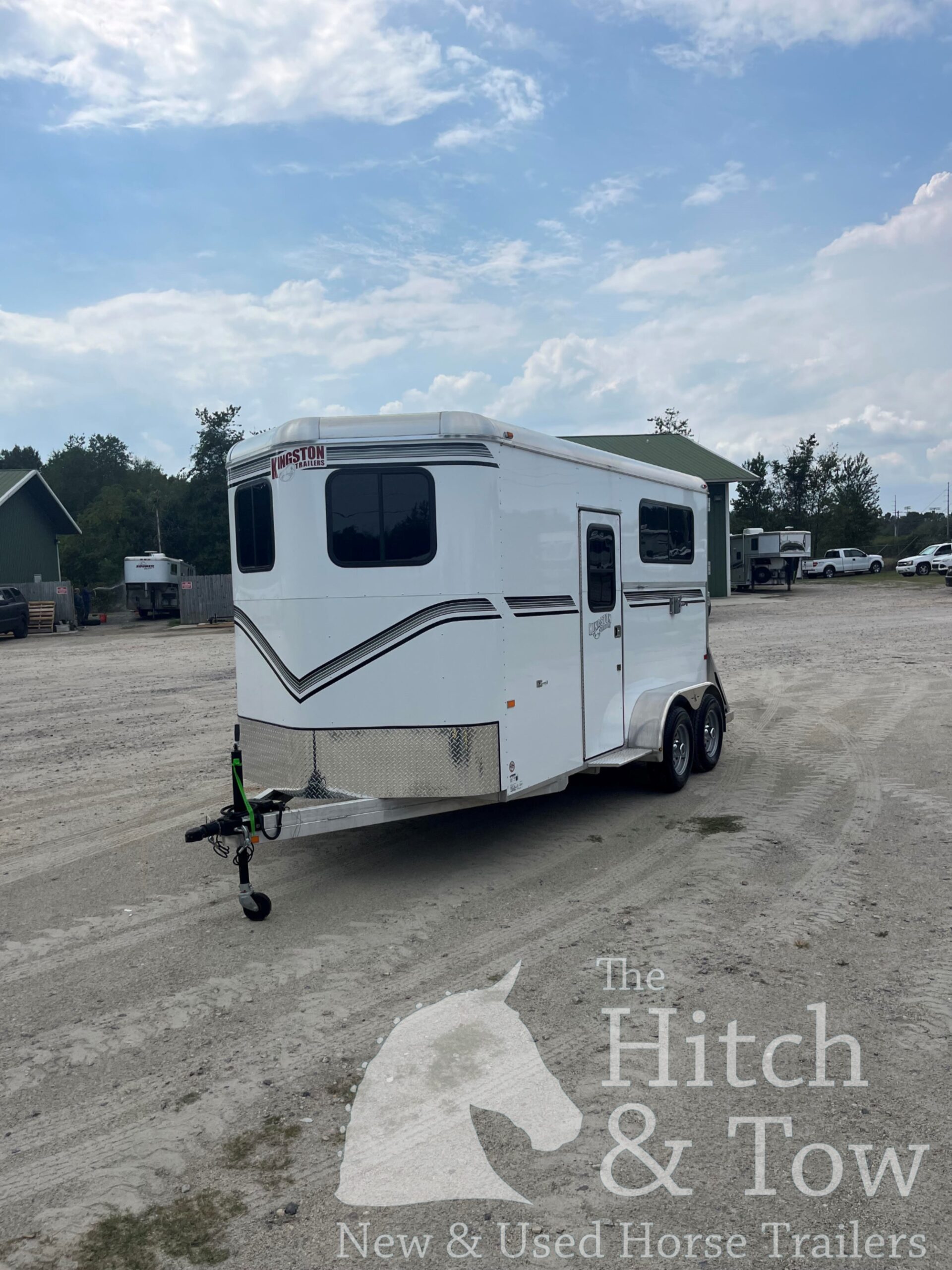 2023 KINGSTON TRAILERS CLASSIC ELITE W/ DRESSING ROOM! $24,900