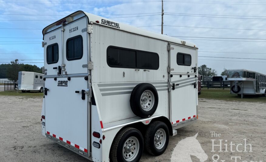 LIKE NEW 2022 GORE 2 HORSE WITH SIDE RAMP/ NO DRESSING ROOM!! $21,900