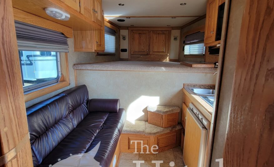 2014 4 STAR 3+1 W/ OPTION TO HAUL 5! 9′ LIVING QUARTERS W/ TONS OF UPGRADES!! $39,900