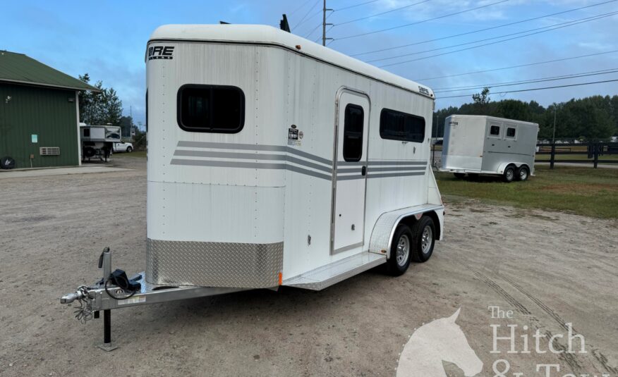 LIKE NEW 2022 GORE 2 HORSE WITH SIDE RAMP/ NO DRESSING ROOM!! $21,900