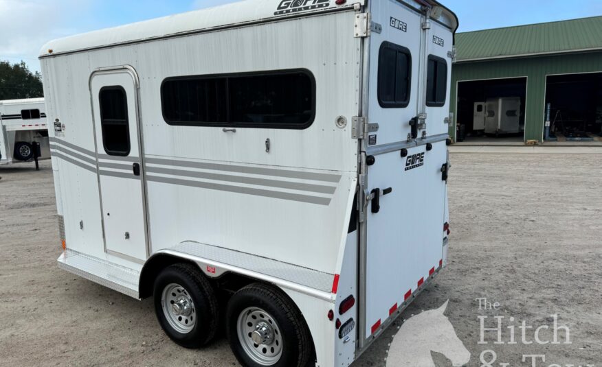 LIKE NEW 2022 GORE 2 HORSE WITH SIDE RAMP/ NO DRESSING ROOM!! $21,900