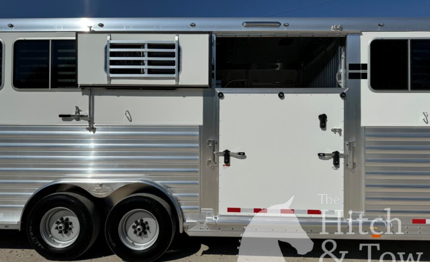 2025 4 STAR 6-8 HORSE HEAD TO HEAD W/ AIR RIDE & MANY UPGRADES $145,900