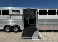 2025 4 STAR 6-8 HORSE HEAD TO HEAD W/ AIR RIDE & MANY UPGRADES $145,900