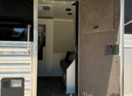 2023 4 STAR DELUXE 4 HORSE W/ 15′ OUTBACK LIVING QUARTERS, TONS OF UPGRADES, & TONS OF STORAGE!! $234,000