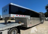 2023 4 STAR DELUXE 4 HORSE W/ 15′ OUTBACK LIVING QUARTERS, TONS OF UPGRADES, & TONS OF STORAGE!! $234,000