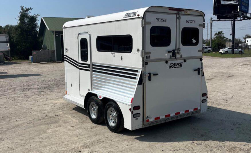 2020 GORE 2 HORSE WITH DRESSING ROOM!! $17,950