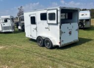 2025 KIEFERBILT KRUISER 2 HORSE BUMPER PULL W/ DRESSING ROOM $21,900