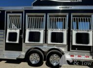 2023 4 STAR DELUXE 4 HORSE W/ 15′ OUTBACK LIVING QUARTERS, TONS OF UPGRADES, & TONS OF STORAGE!! $234,000