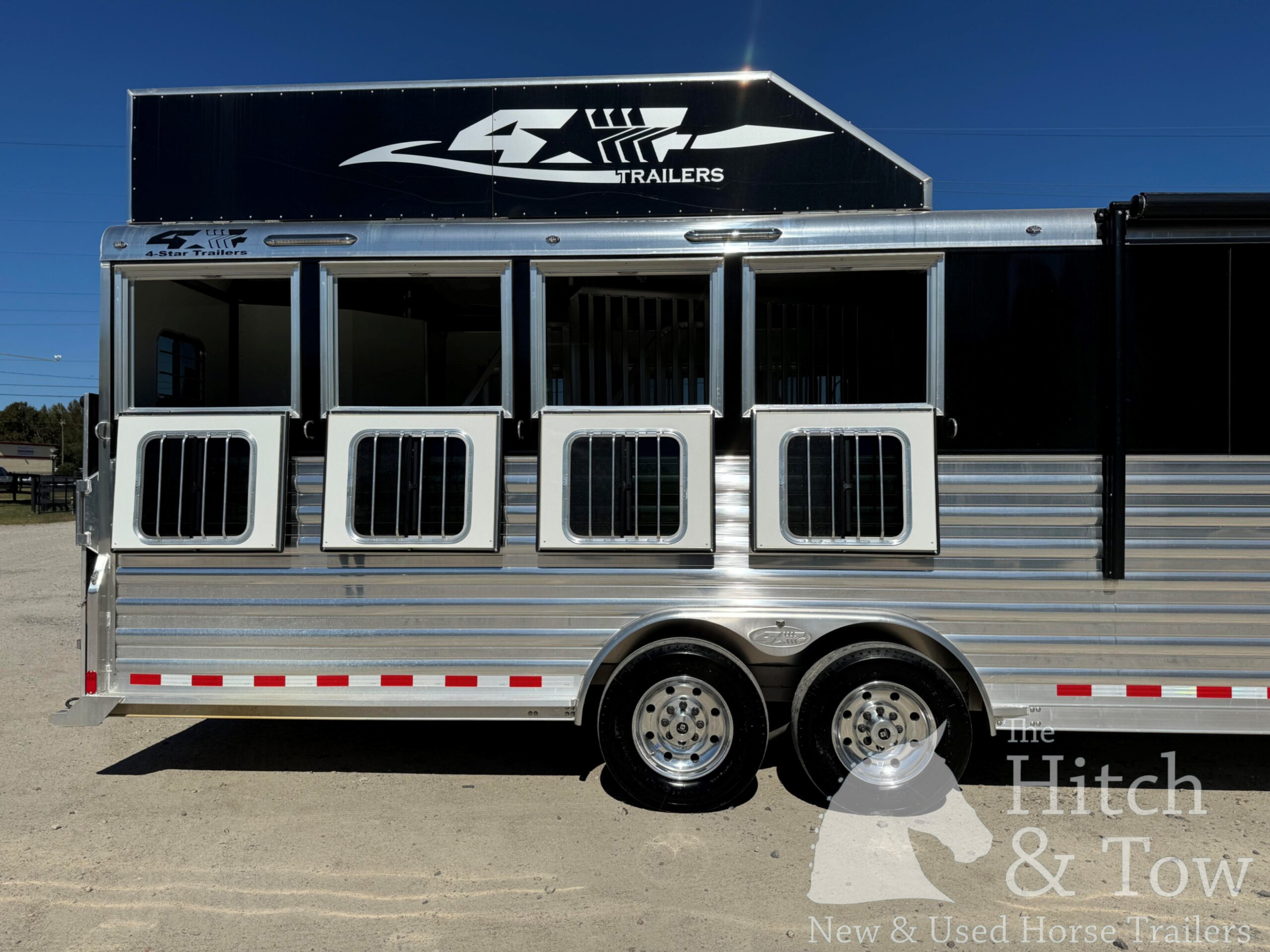 2023 4 STAR DELUXE 4 HORSE W/ 15′ OUTBACK LIVING QUARTERS, TONS OF UPGRADES, & TONS OF STORAGE!! $234,000