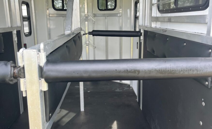 2014 TRAILERS USA 2 HORSE BUMPER PULL $9,400