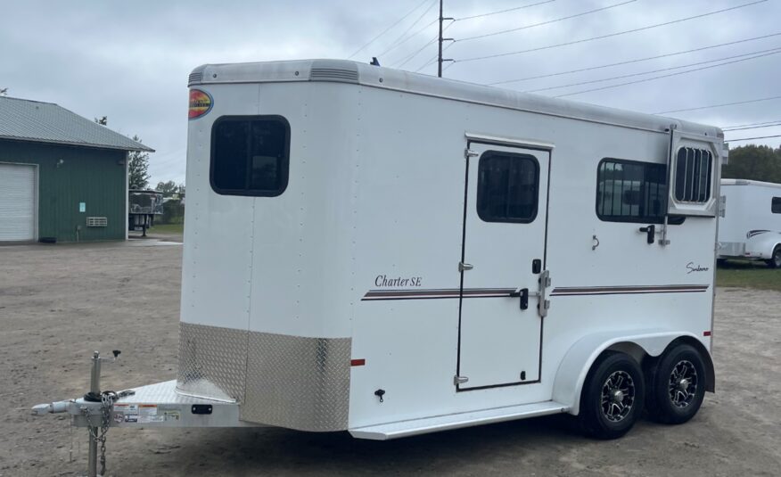 2024 SUNDOWNER CHARTER SE BUMPER PULL 2 HORSE STRAIGHT LOAD w/ GREAT FEATURES! $26,500