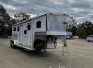 2005 DREAM COACH 2 HORSE STRAIGHT LOAD GOOSENECK WITH 7′ LQ & MID-TACK! $26,500