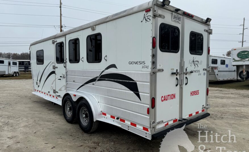 2006 KIEFERBUILT 3 HORSE w/ 8′ LIVING QUARTERS $24,500