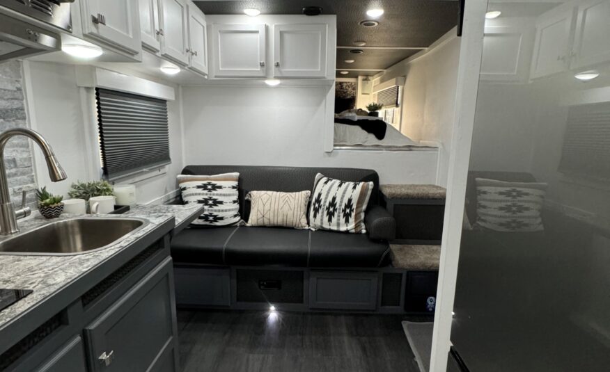 2025 KIEFERBILT 3 HORSE W/ 10′ JBJ CONVERSIONS LIVING QUARTERS, TONS OF UPGRADES, & TONS OF STORAGE!! $124,900