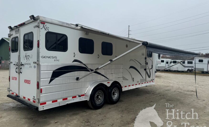 2006 KIEFERBUILT 3 HORSE w/ 8′ LIVING QUARTERS $24,500