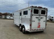 2005 DREAM COACH 2 HORSE STRAIGHT LOAD GOOSENECK WITH 7′ LQ & MID-TACK! $26,500