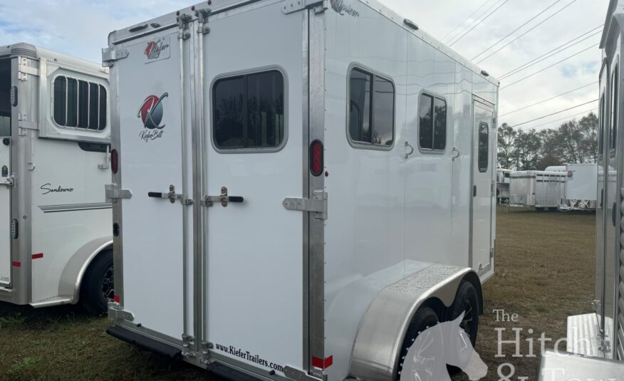 2025 KIEFERBILT 2 HORSE SLANT BUMPER PULL W/ DRESSING ROOM $20,900