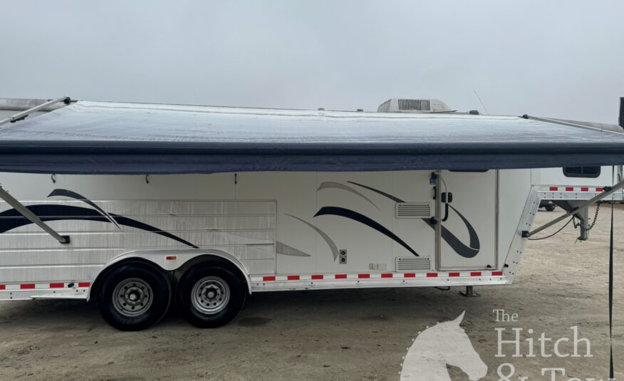 2006 KIEFERBUILT 3 HORSE w/ 8′ LIVING QUARTERS $24,500