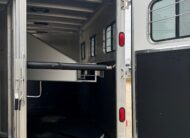 2006 KIEFERBUILT 3 HORSE w/ 8′ LIVING QUARTERS $24,500