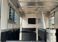 2005 DREAM COACH 2 HORSE STRAIGHT LOAD GOOSENECK WITH 7′ LQ & MID-TACK! $26,500