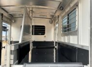 2005 DREAM COACH 2 HORSE STRAIGHT LOAD GOOSENECK WITH 7′ LQ & MID-TACK! $26,500