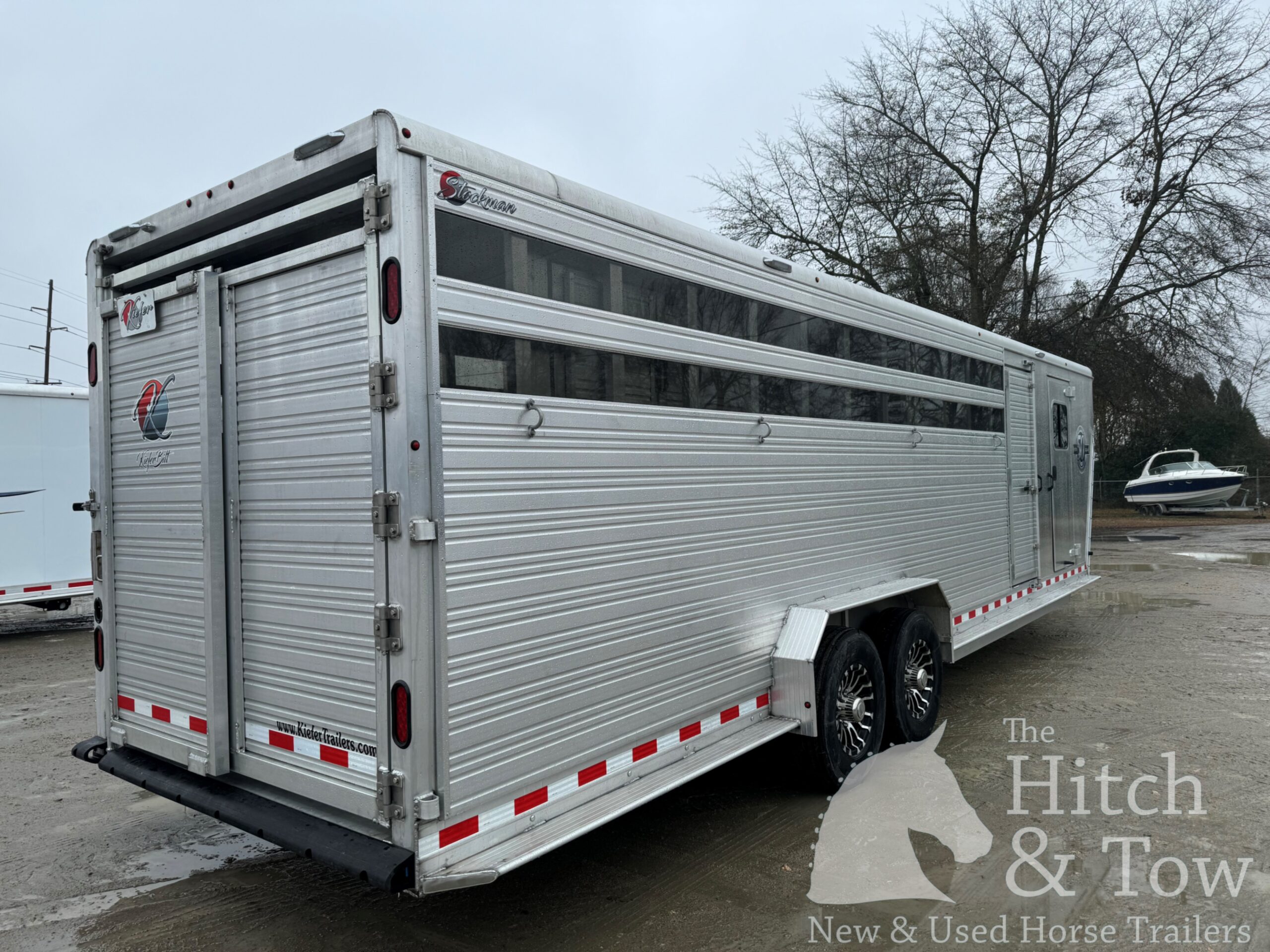 2025 KIEFERBILT STOCK COMBO GOOSENECK W/ MID TACK & DRESSING ROOM!! $42,390