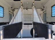 2011 KIEFERBUILT GENESIS S8-SL-2 3 HORSE STRAIGHT LOAD W/ LIVING QUARTERS & MID/TACK!!! $42,500