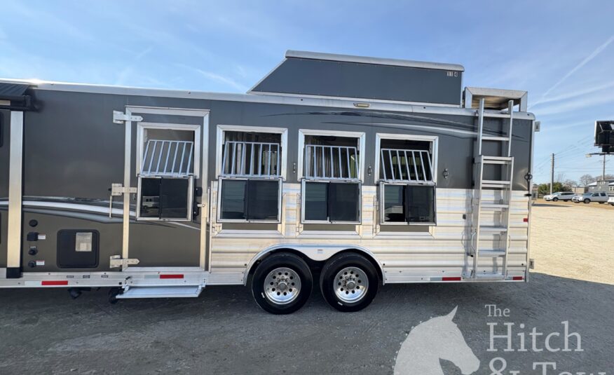 2021 MERHOW 4 HORSE GOOSENECK WITH 18′ LIVING QUARTERS & 9′ SLIDE OUT!! $115,000