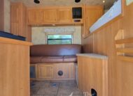 2011 KIEFERBUILT GENESIS S8-SL-2 3 HORSE STRAIGHT LOAD W/ LIVING QUARTERS & MID/TACK!!! $42,500