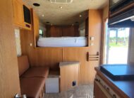 2011 KIEFERBUILT GENESIS S8-SL-2 3 HORSE STRAIGHT LOAD W/ LIVING QUARTERS & MID/TACK!!! $42,500