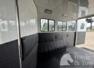 2020 MERHOW 3 HORSE GOOSENECK WITH 12′ LIVING QUARTERS!! $65,000