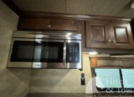 2020 MERHOW 3 HORSE GOOSENECK WITH 12′ LIVING QUARTERS!! $65,000