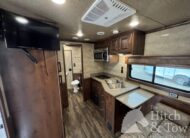 2020 MERHOW 3 HORSE GOOSENECK WITH 12′ LIVING QUARTERS!! $65,000