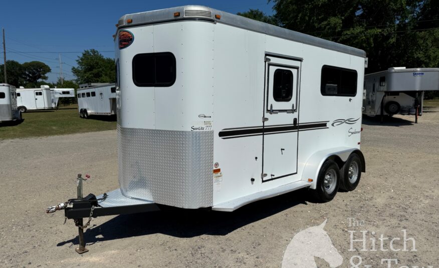 2006 SUNDOWNER 2 HORSE BUMPER PULL W/ DRESSING ROOM! $13,500