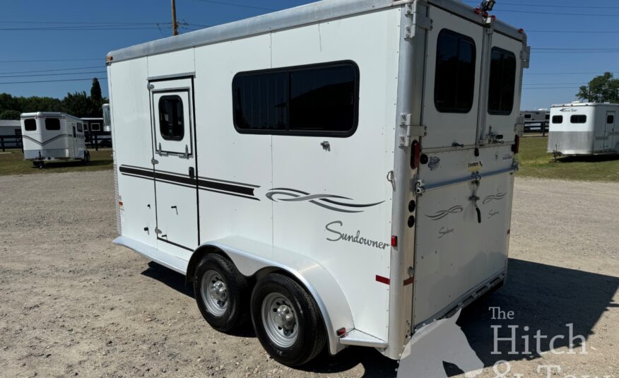 2006 SUNDOWNER 2 HORSE BUMPER PULL W/ DRESSING ROOM! $13,500