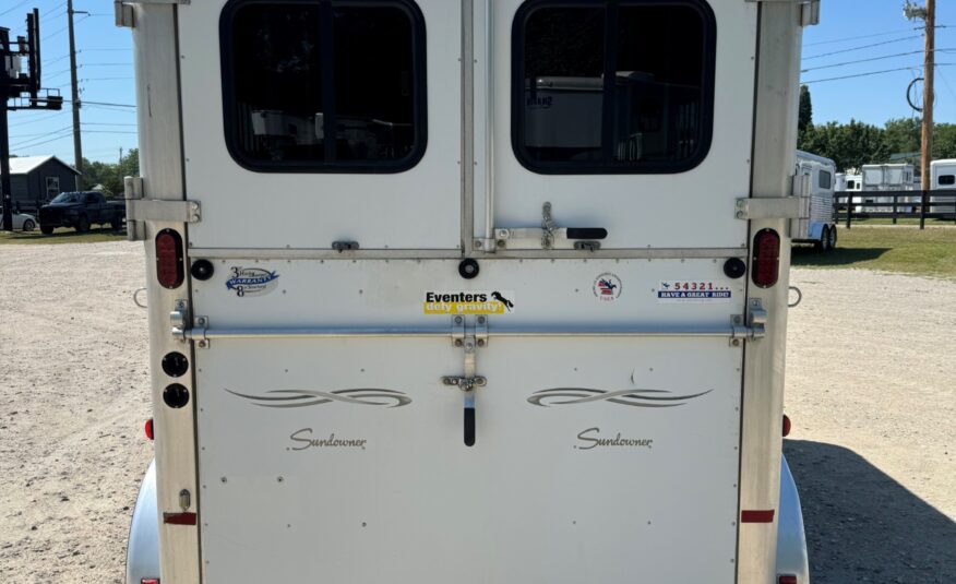 2006 SUNDOWNER 2 HORSE BUMPER PULL W/ DRESSING ROOM! $13,500
