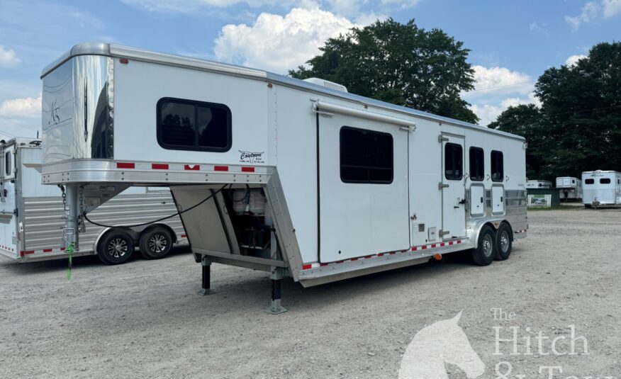 2005 KIEFERBUILT 3 HORSE w/ 12′ LIVING QUARTERS $32,900