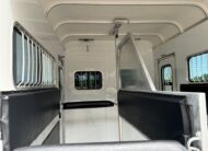 LIKE NEW 2022 GORE 2 HORSE WITH DRESSING ROOM!! $19,950